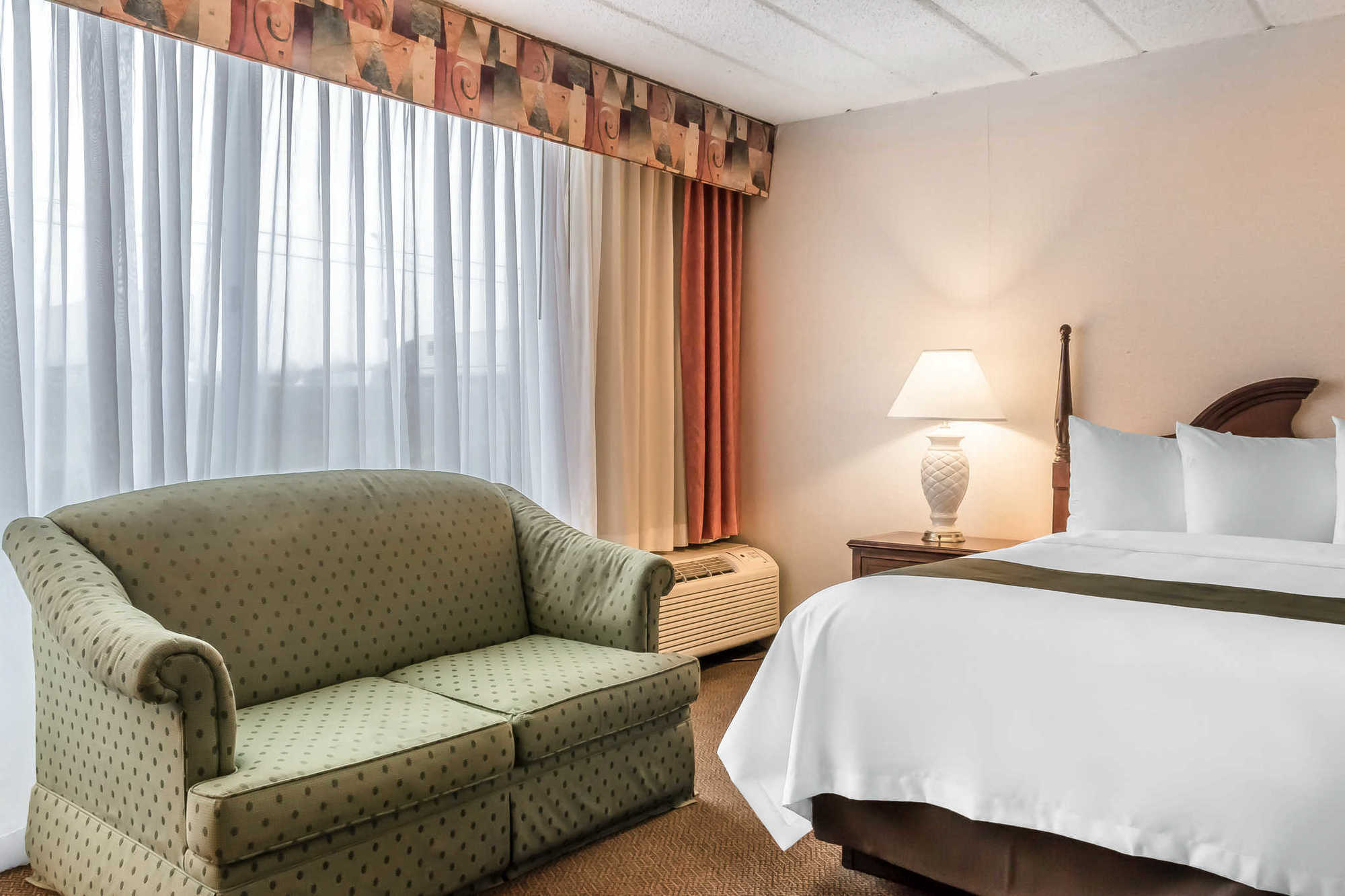 Baymont By Wyndham Milesburg Otel Oda fotoğraf