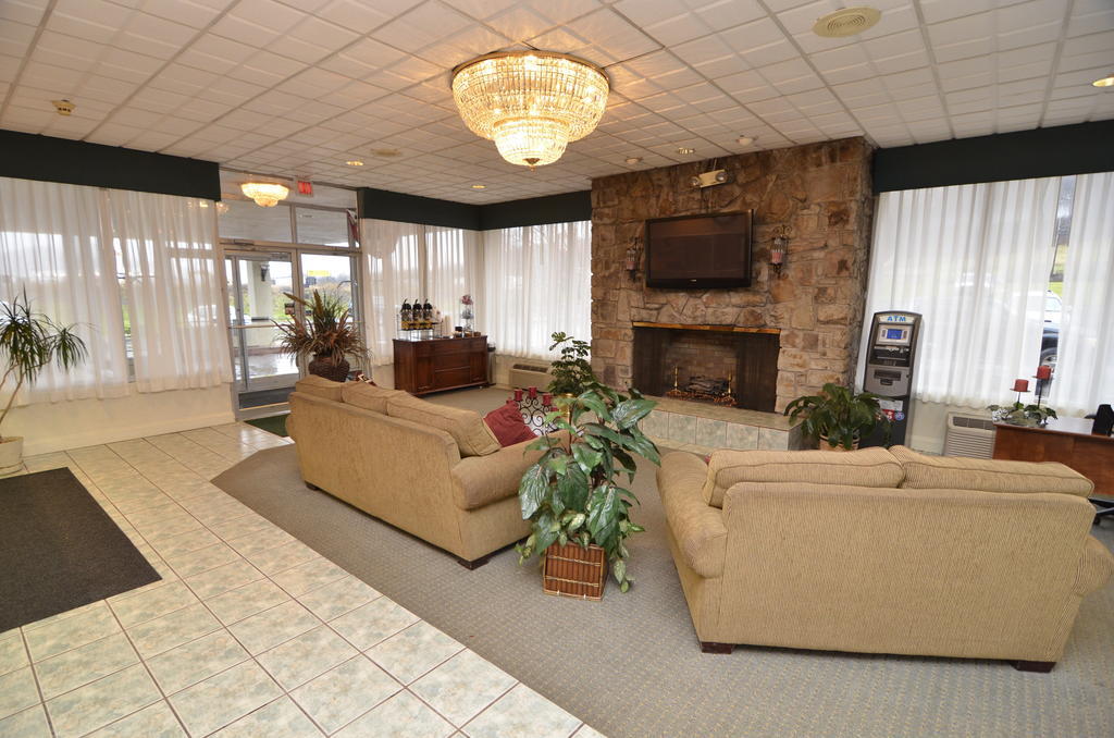Baymont By Wyndham Milesburg Otel İç mekan fotoğraf